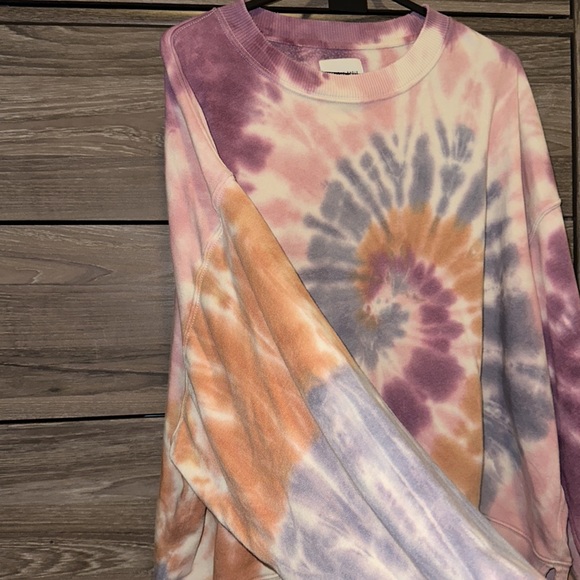 Tie Dye American Eagle Oversized Sweater - Picture 5 of 5